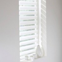 Штора Затемняющая рулонная ДеньНочь 52 x 190 см белый LA REDOUTE INTERIEURS  фото, kupilegko.ru